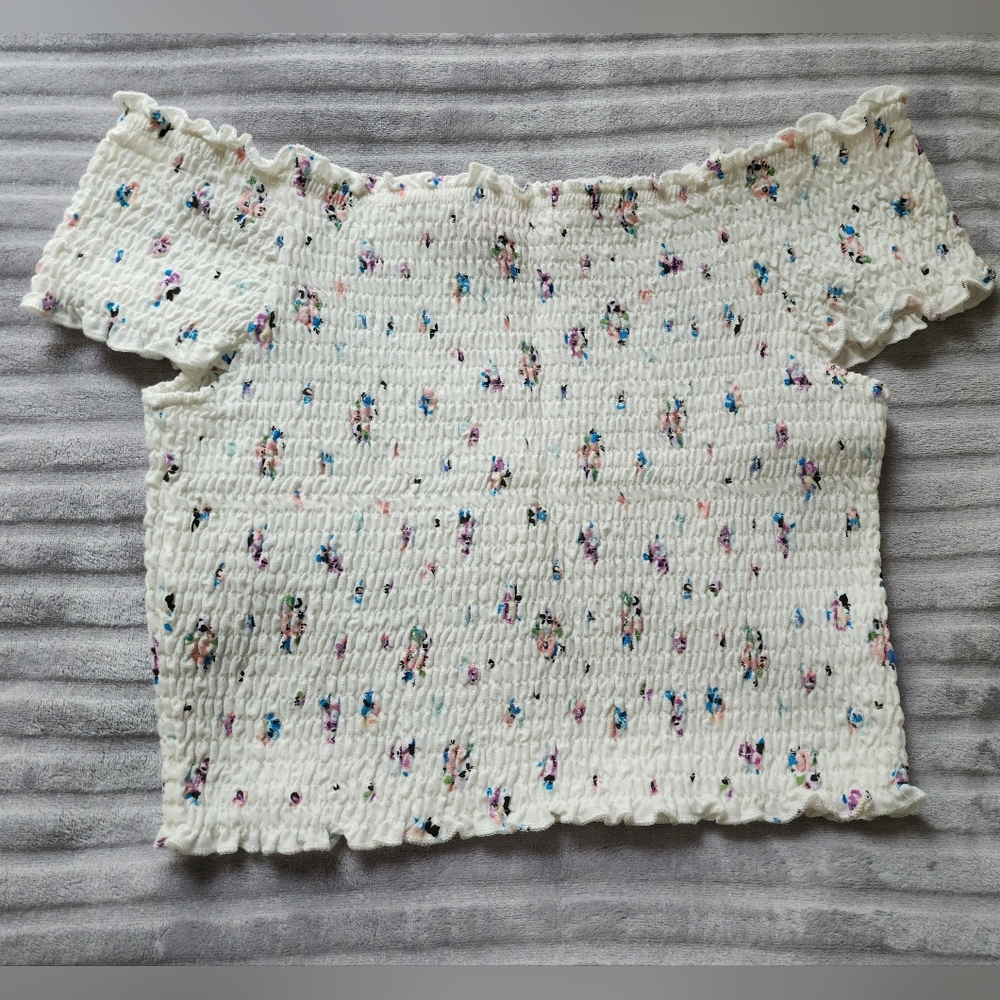 Floral off the shoulder crop top